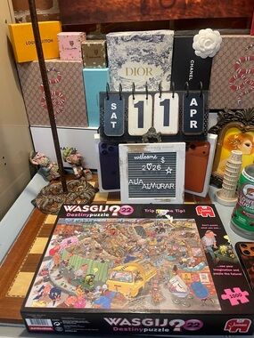 Wasgij - Trip to the Tip! 1000-Piece Puzzle